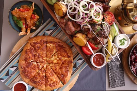 family feast pizza combo with wings